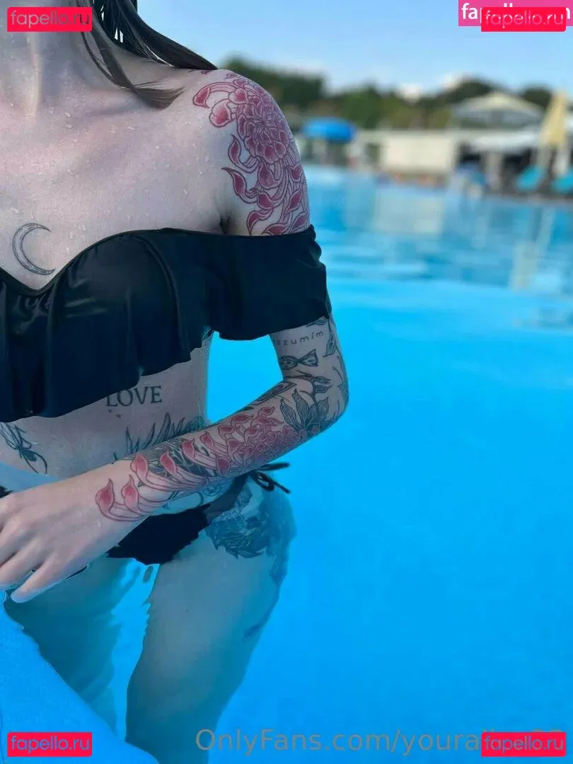 youralice33 Onlyfans Photo Gallery 