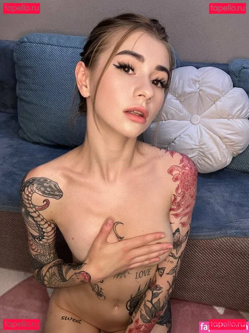 youralice33 Onlyfans Photo Gallery 