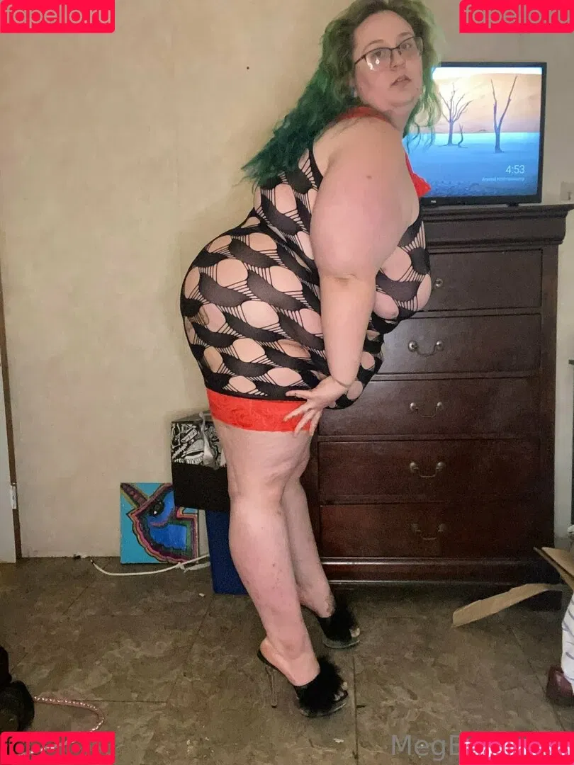 megbebad Onlyfans Photo Gallery 
