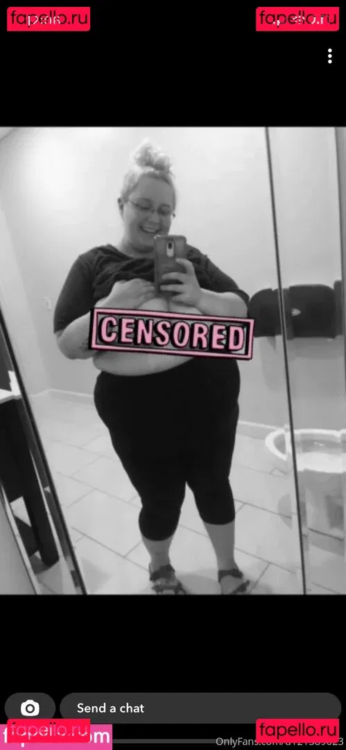 megbebad Onlyfans Photo Gallery 