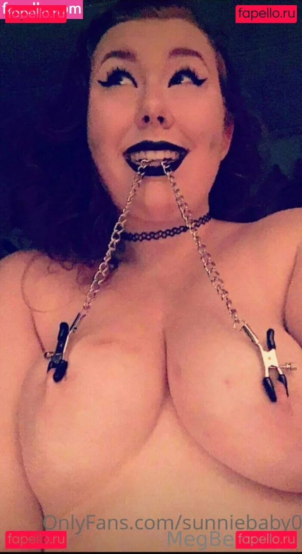 megbebad Onlyfans Photo Gallery 