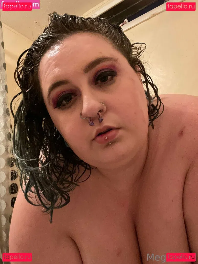 megbebad Onlyfans Photo Gallery 