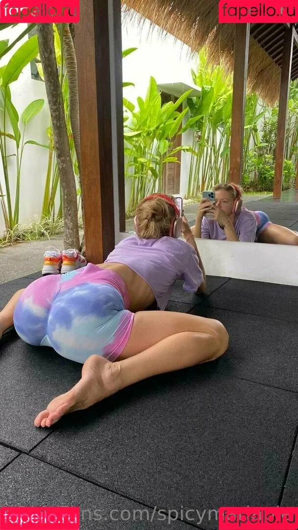 spicymariapie Onlyfans Photo Gallery 