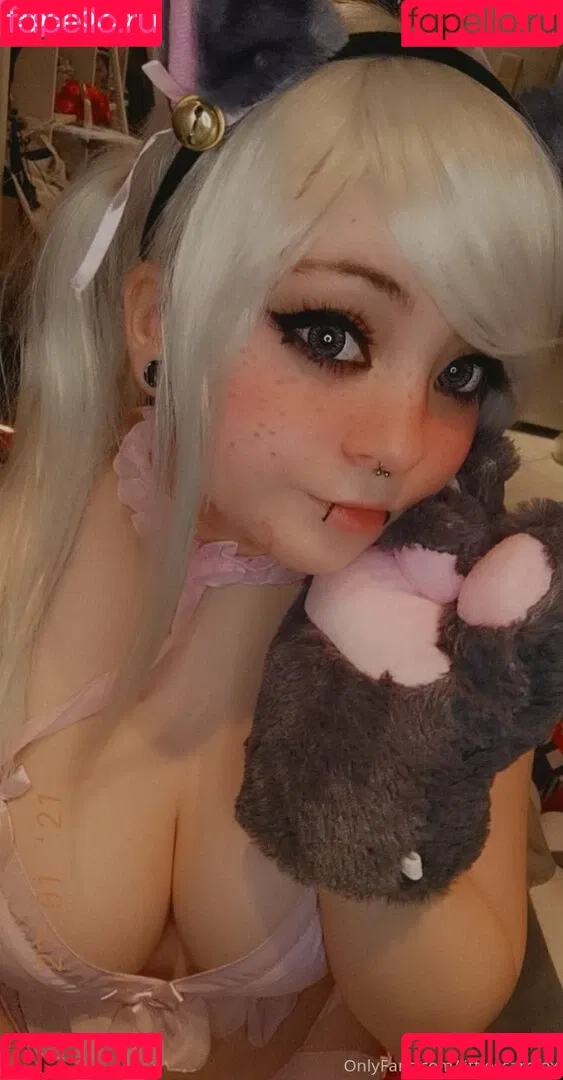 littlescarefox Onlyfans Photo Gallery 