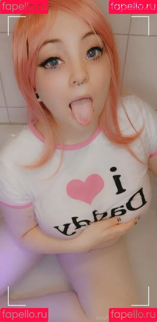 littlescarefox Onlyfans Photo Gallery 