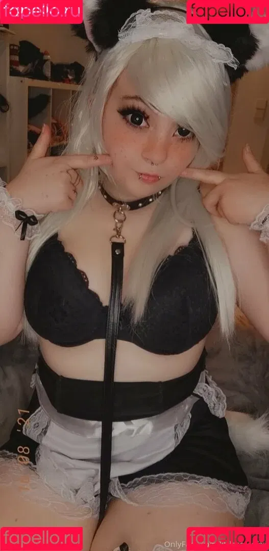 littlescarefox Onlyfans Photo Gallery 