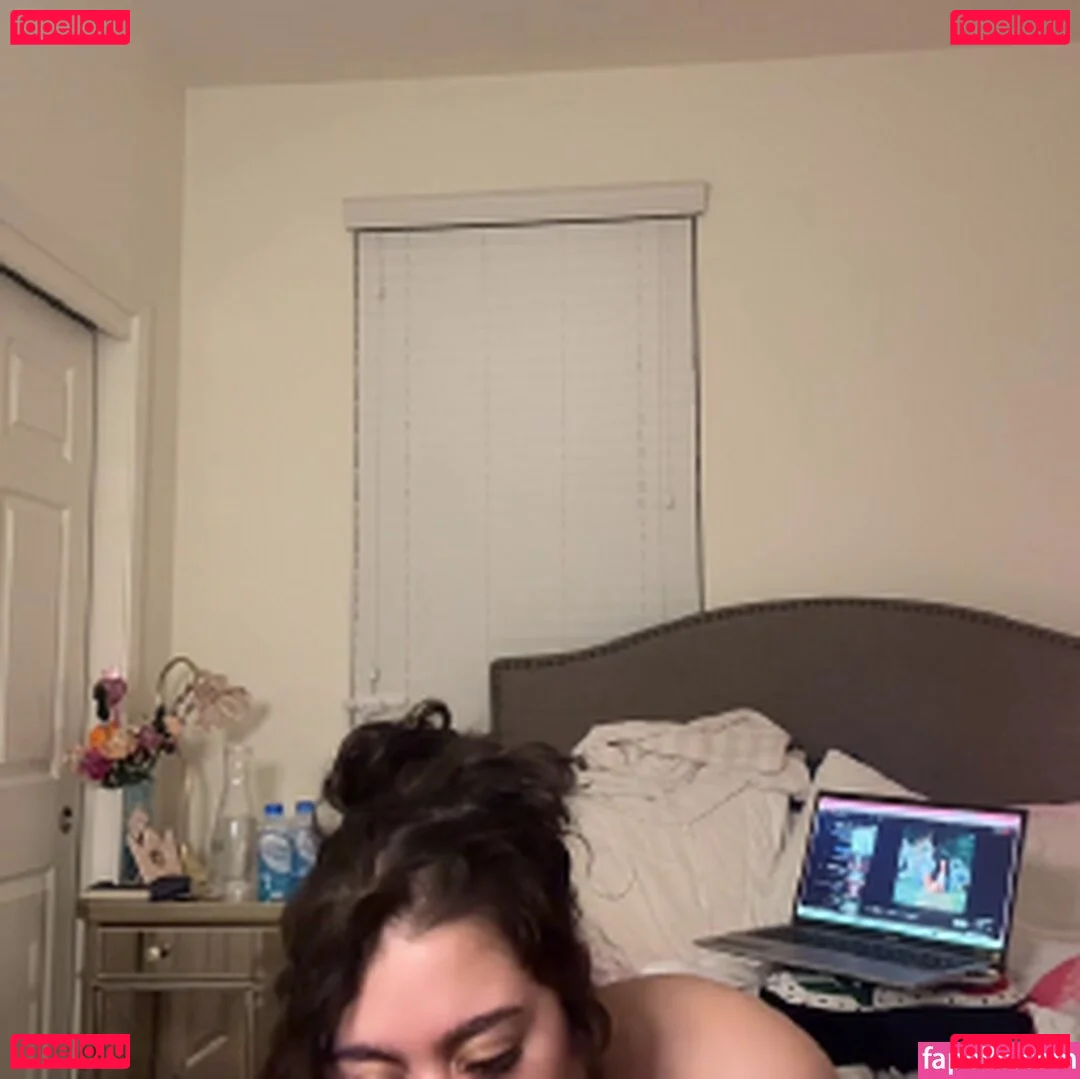 littlescarefox Onlyfans Photo Gallery 