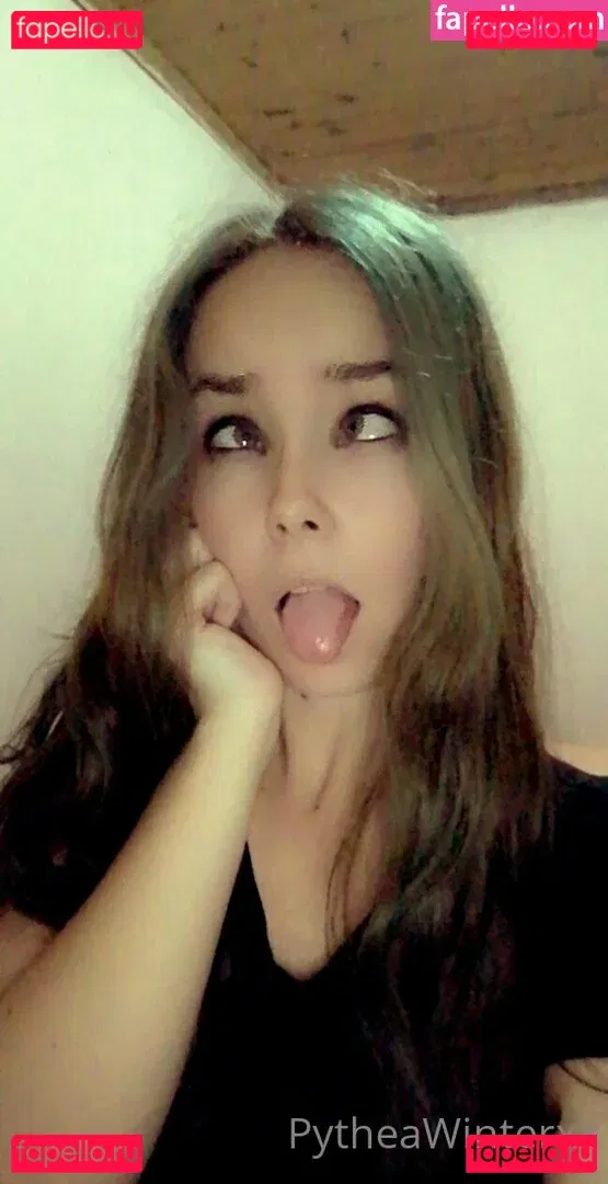 pytheawinterxx Onlyfans Photo Gallery 