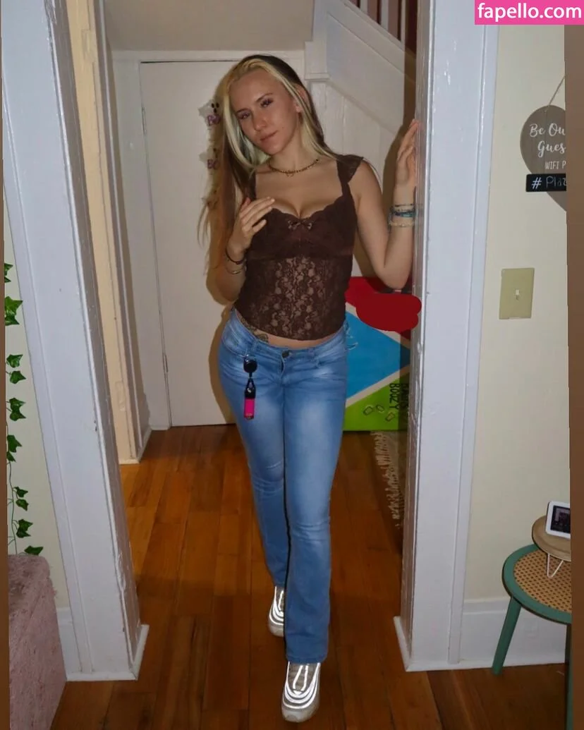 babykannabis Onlyfans Photo Gallery 