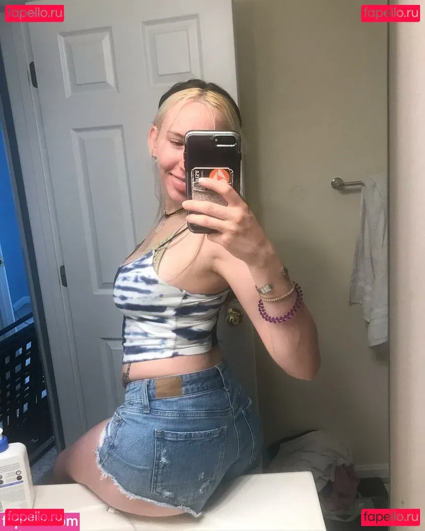babykannabis Onlyfans Photo Gallery 
