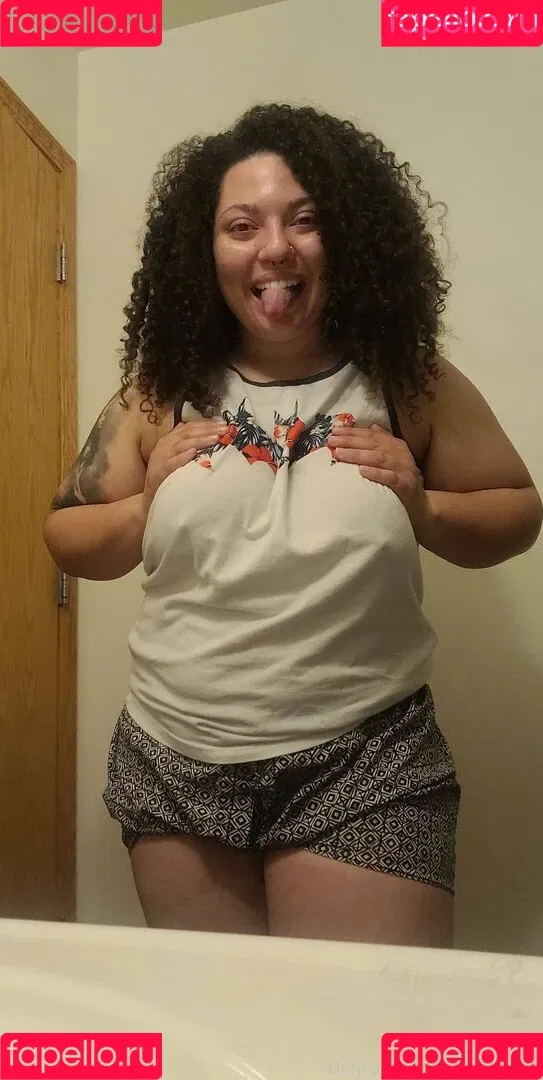 hot.lips Onlyfans Photo Gallery 