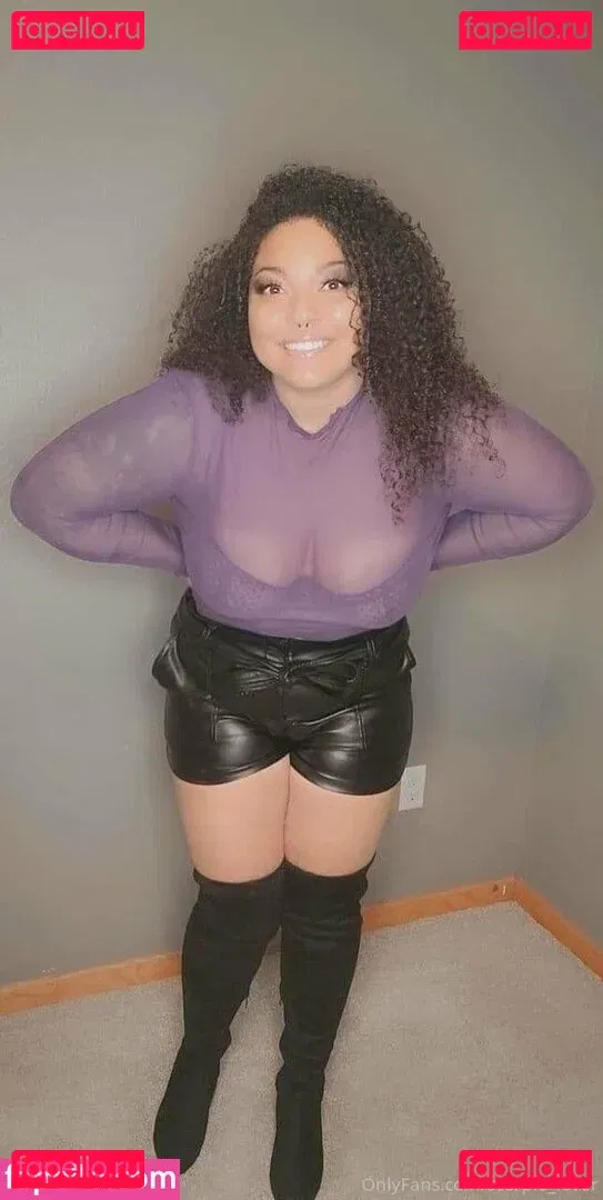 hot.lips Onlyfans Photo Gallery 