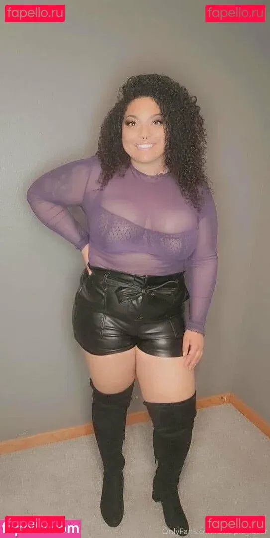 hot.lips Onlyfans Photo Gallery 