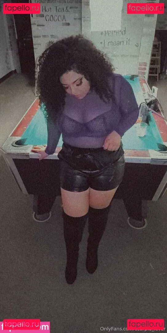 hot.lips Onlyfans Photo Gallery 