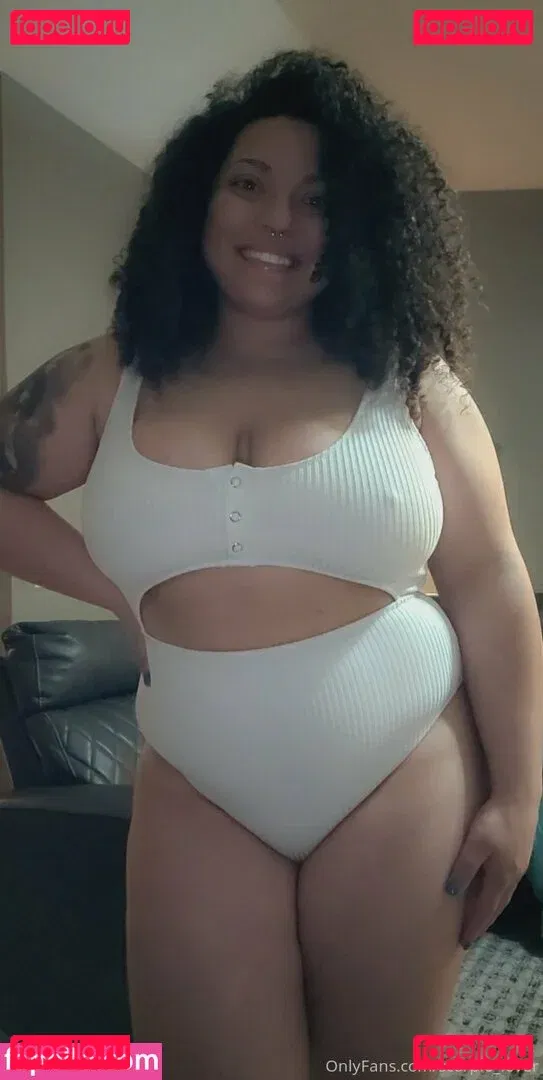 hot.lips Onlyfans Photo Gallery 