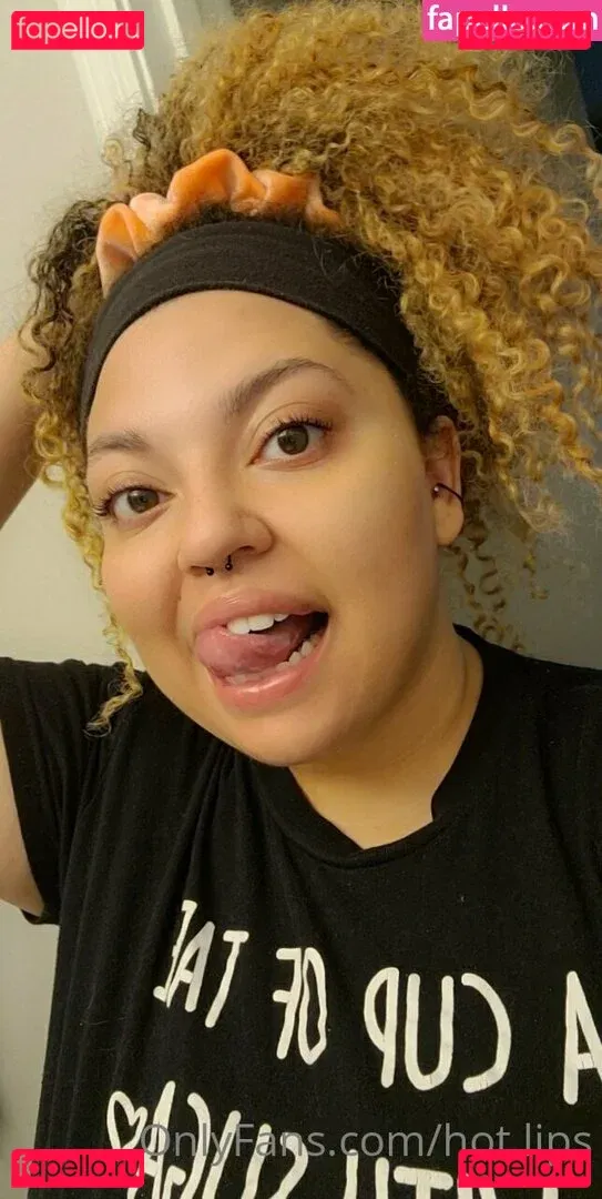 hot.lips Onlyfans Photo Gallery 