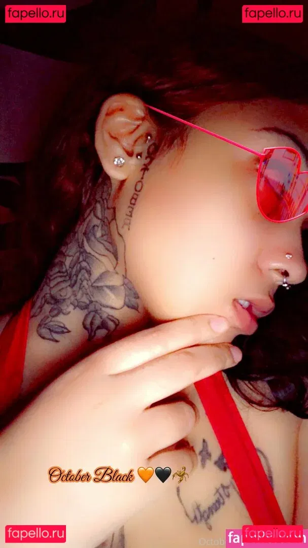 octoberblack23 Onlyfans Photo Gallery 