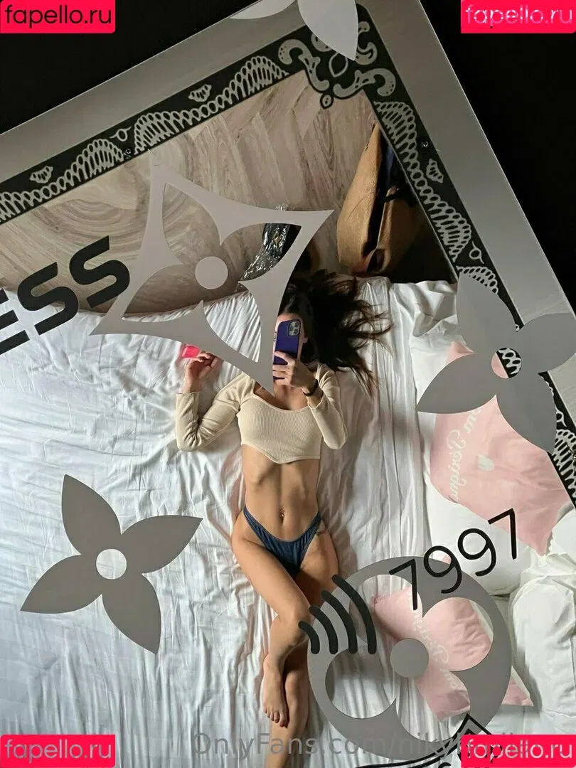 niky_b Onlyfans Photo Gallery 