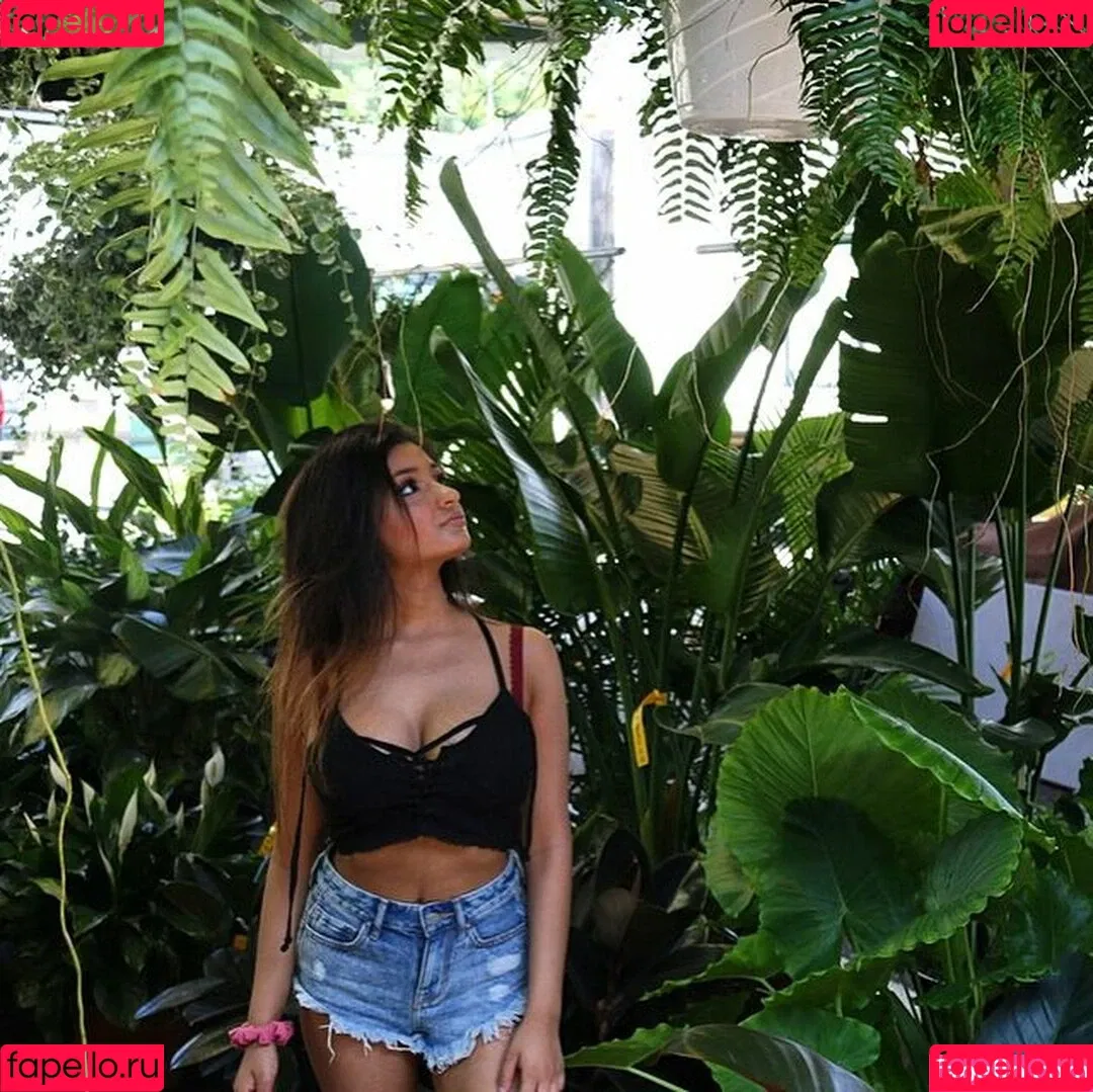 Alina M Onlyfans Photo Gallery 