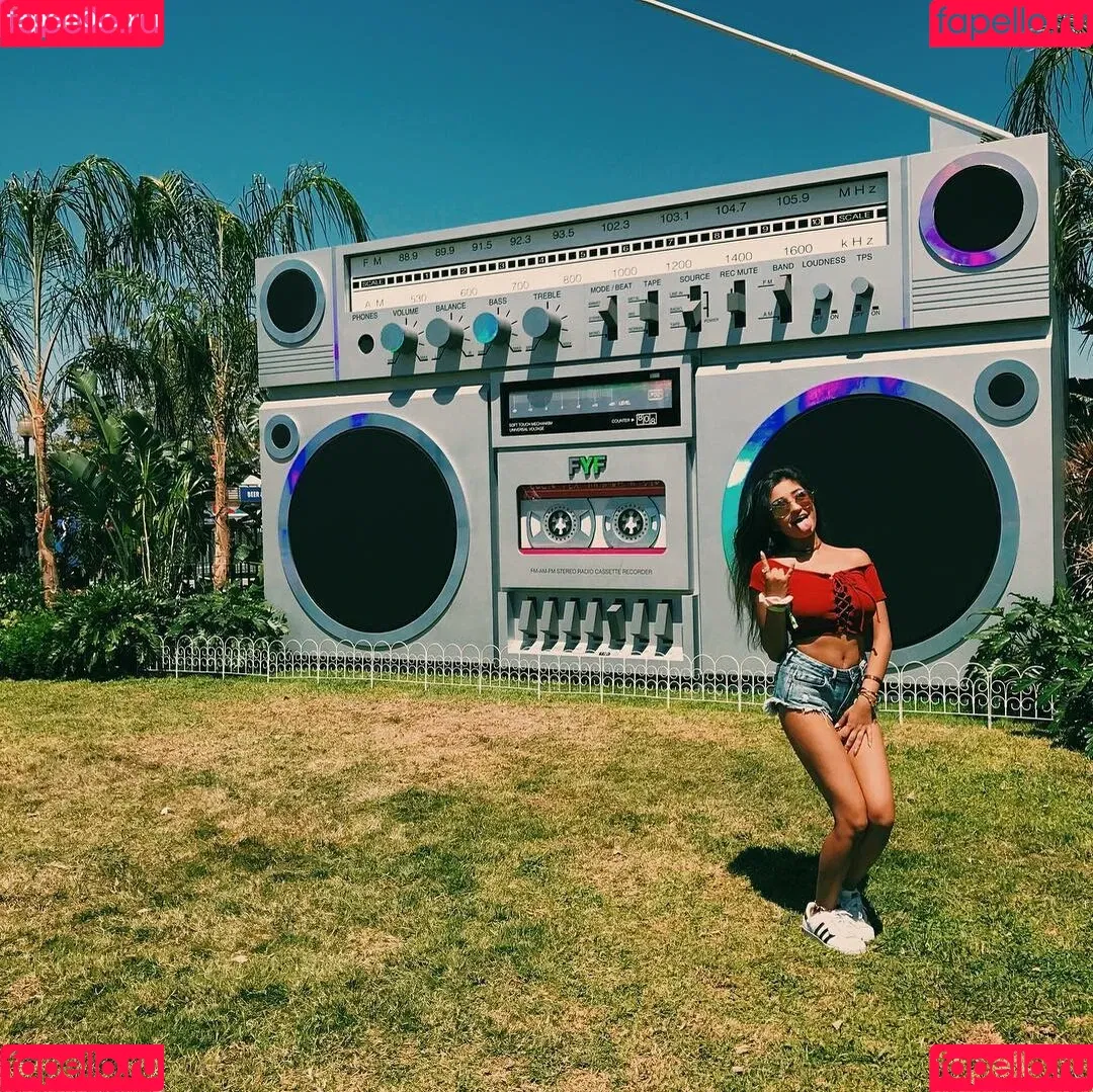 Alina M Onlyfans Photo Gallery 