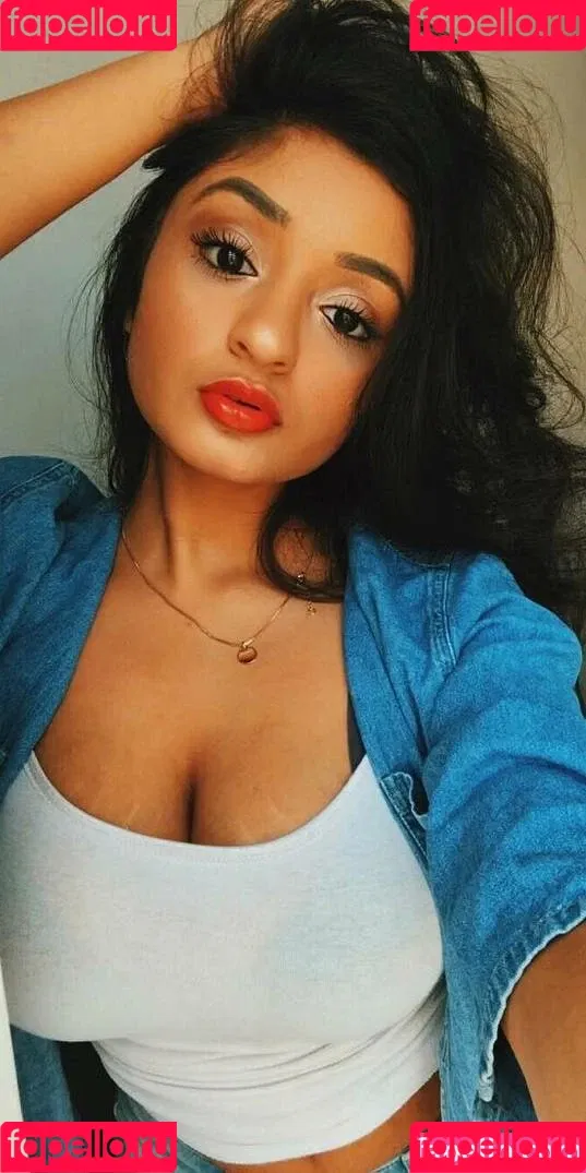 Alina M Onlyfans Photo Gallery 