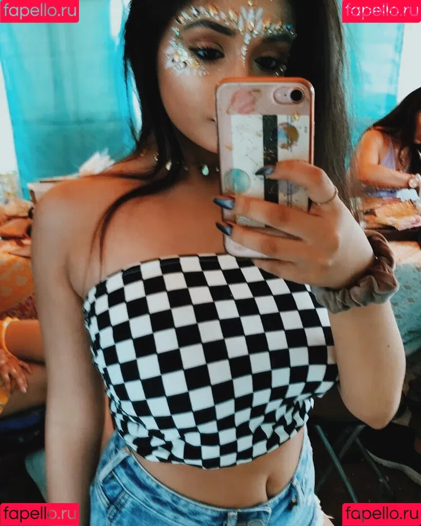 Alina M Onlyfans Photo Gallery 