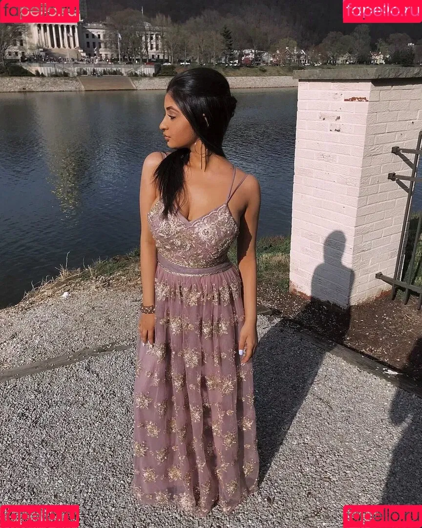 Alina M Onlyfans Photo Gallery 