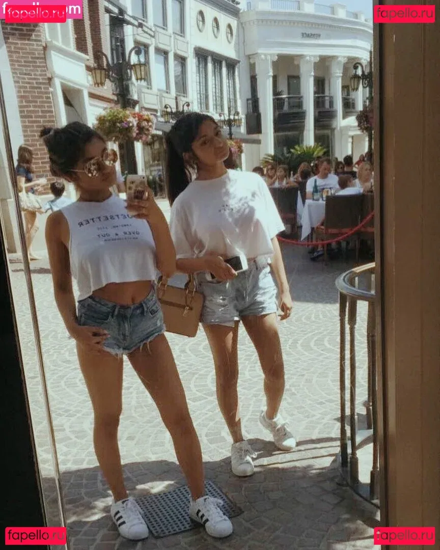 Alina M Onlyfans Photo Gallery 