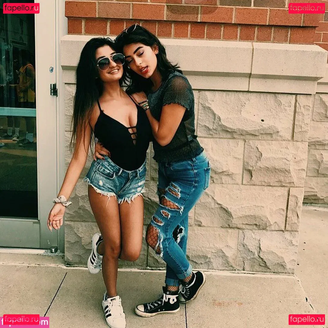 Alina M Onlyfans Photo Gallery 