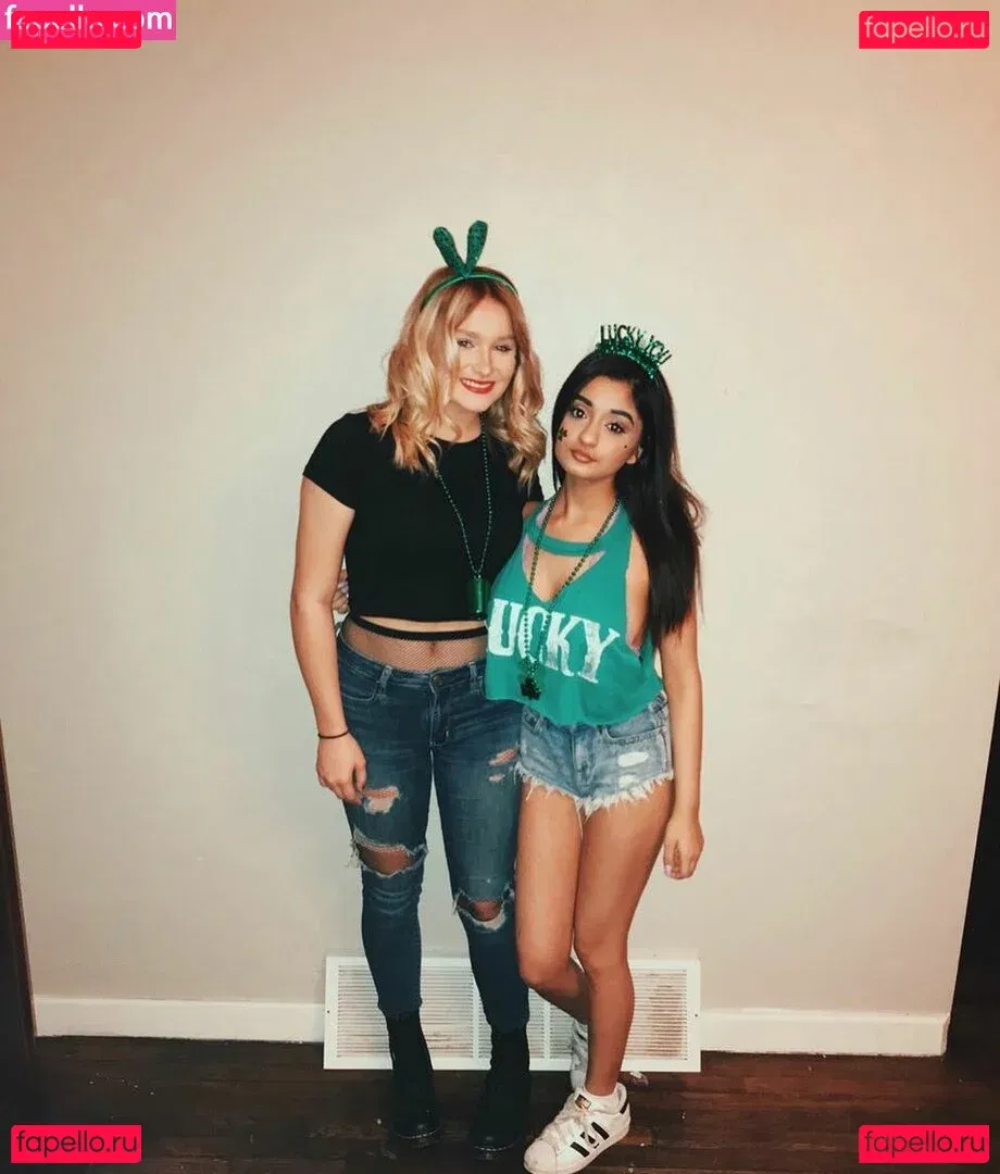 Alina M Onlyfans Photo Gallery 