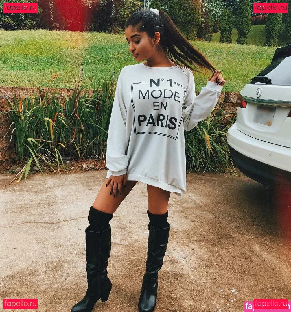 Alina M Onlyfans Photo Gallery 