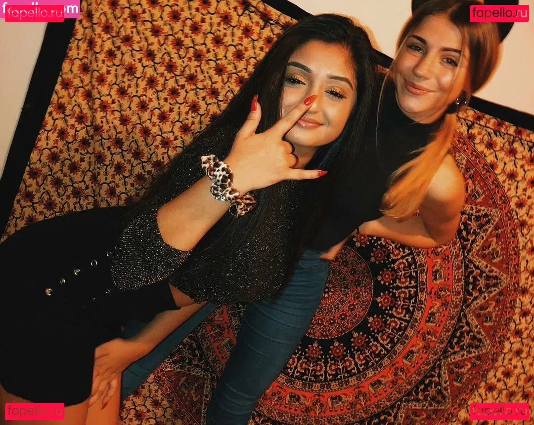 Alina M Onlyfans Photo Gallery 