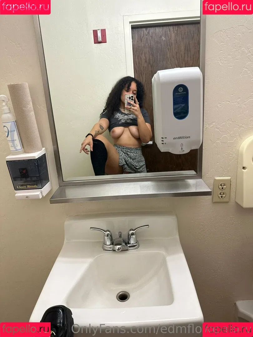 EDMFlowerFairy Onlyfans Photo Gallery 