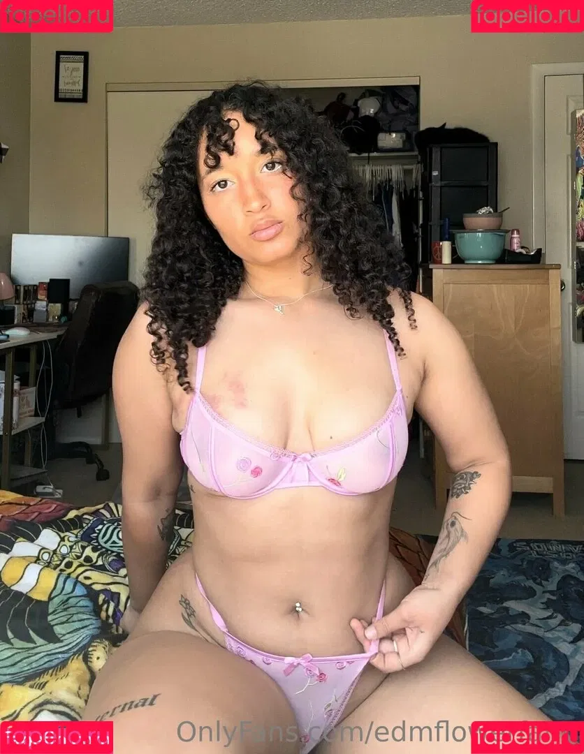 EDMFlowerFairy Onlyfans Photo Gallery 