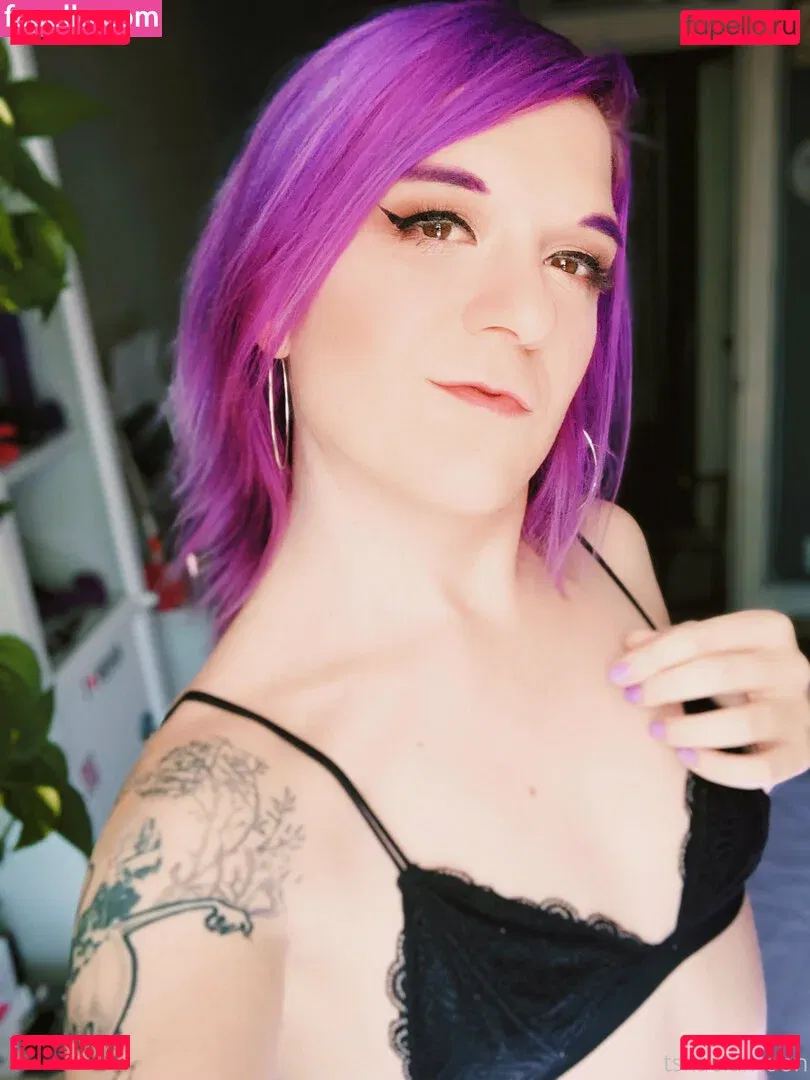 tskaelamoon Onlyfans Photo Gallery 