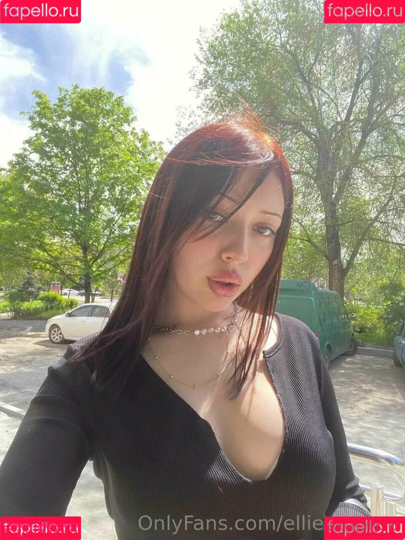 elliemooree Onlyfans Photo Gallery 
