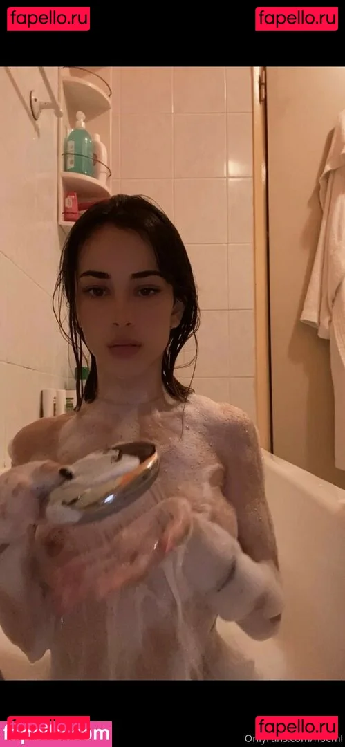 n0eml Onlyfans Photo Gallery 