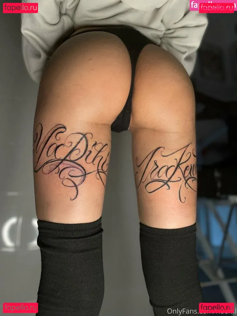 n0eml Onlyfans Photo Gallery 