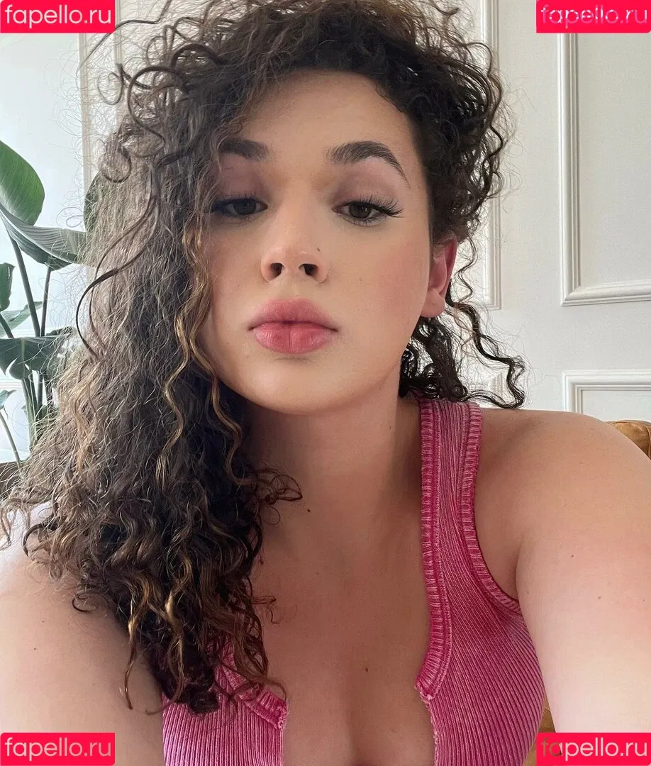 Valencia Onlyfans Photo Gallery 