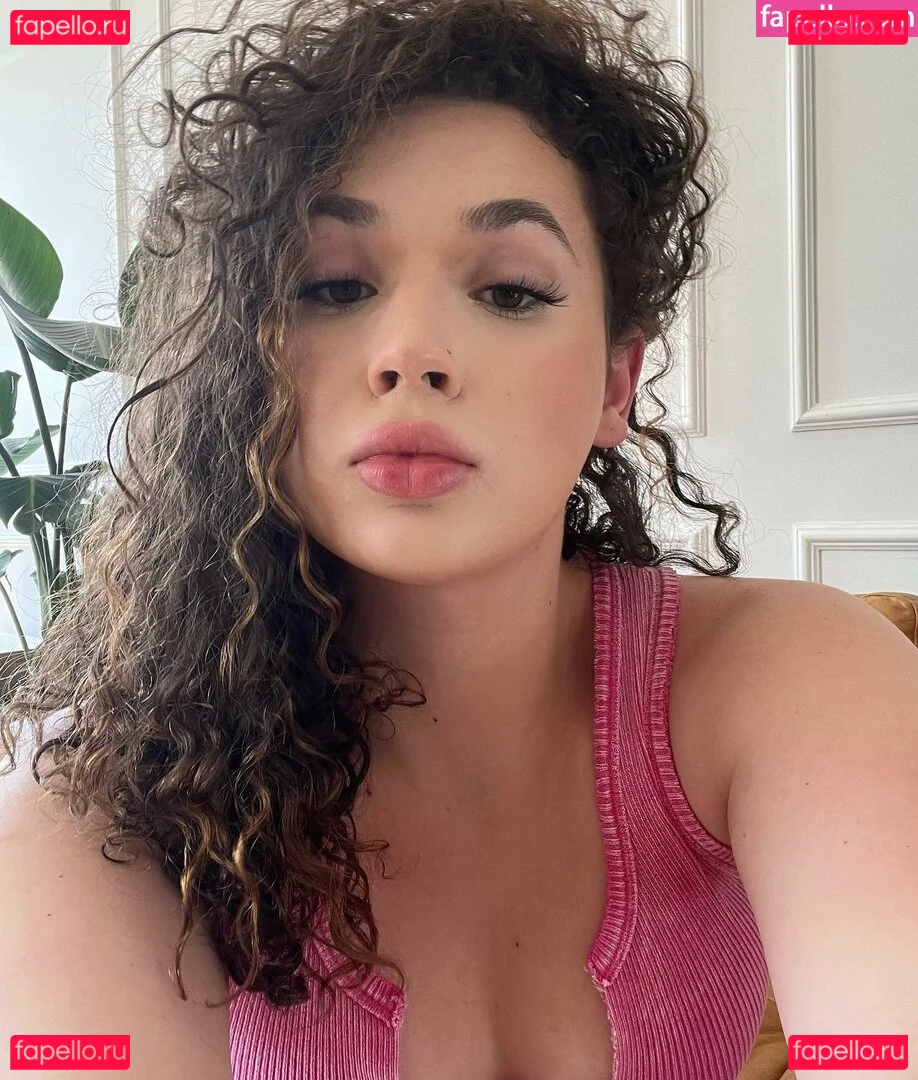 Valencia Onlyfans Photo Gallery 