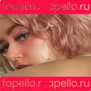pinkfloweremoji Onlyfans Photo Gallery 