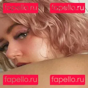 pinkfloweremoji Onlyfans Photo Gallery 