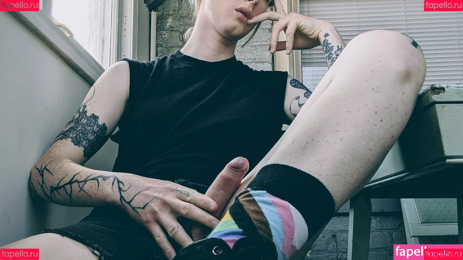 Moe Rose Onlyfans Photo Gallery 