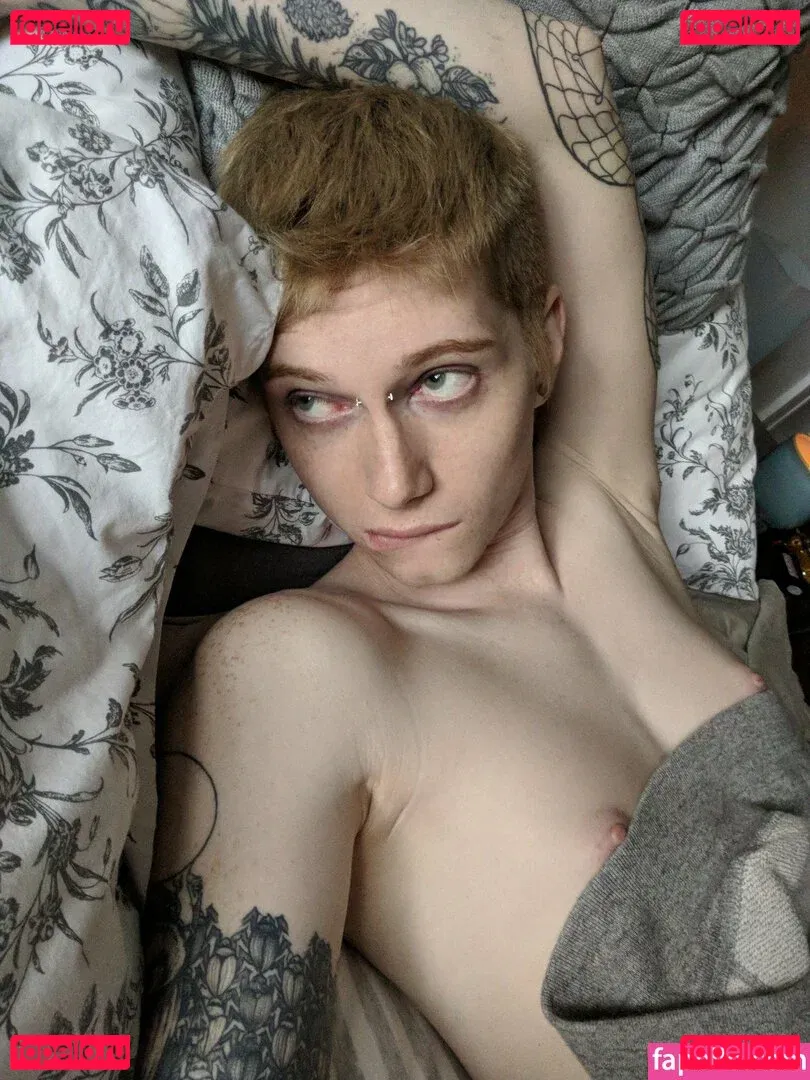 Moe Rose Onlyfans Photo Gallery 