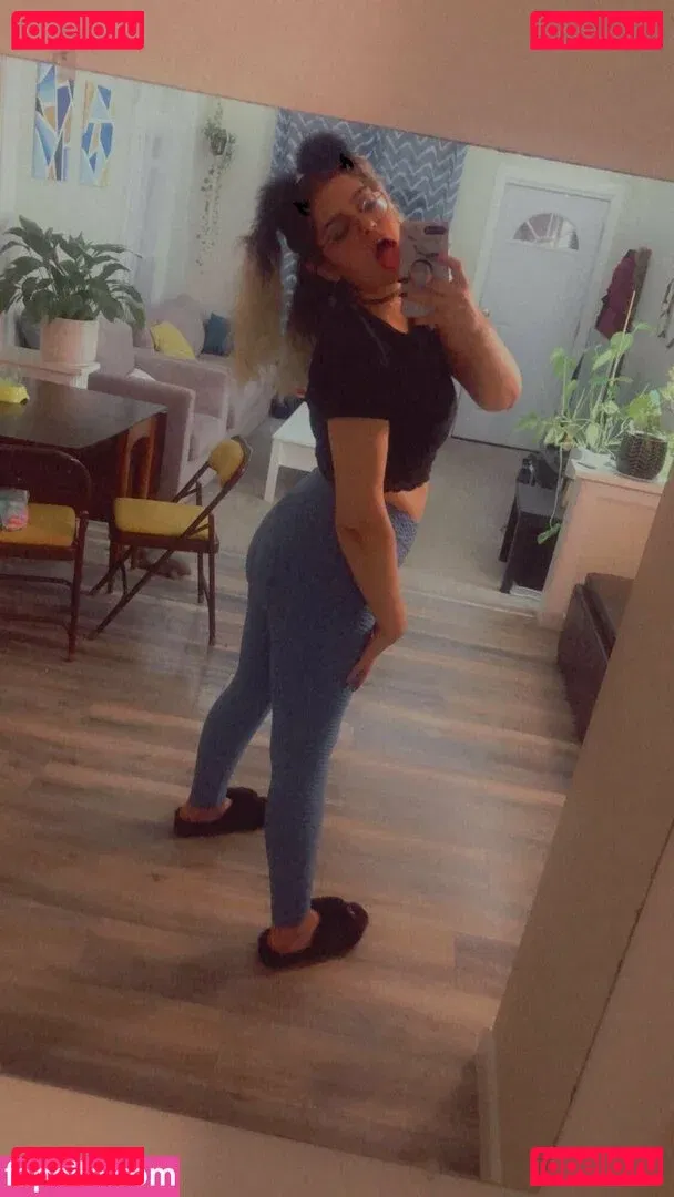 unholydrinkingwater Onlyfans Photo Gallery 