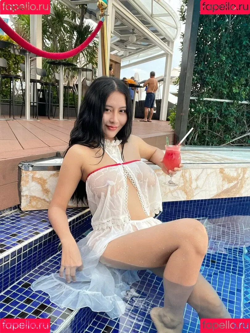 Pong Kyubi Onlyfans Photo Gallery 