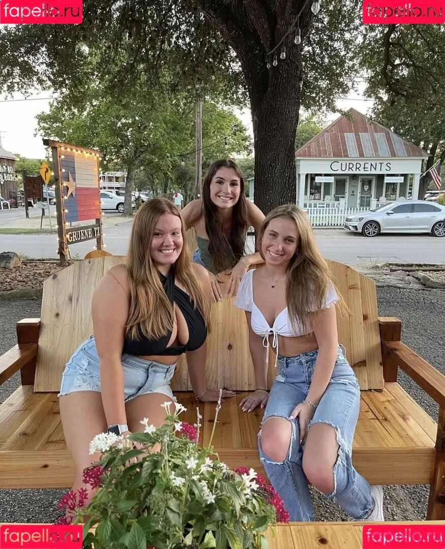 redflannel Onlyfans Photo Gallery 
