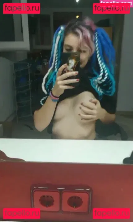 Yanusya Onlyfans Photo Gallery 