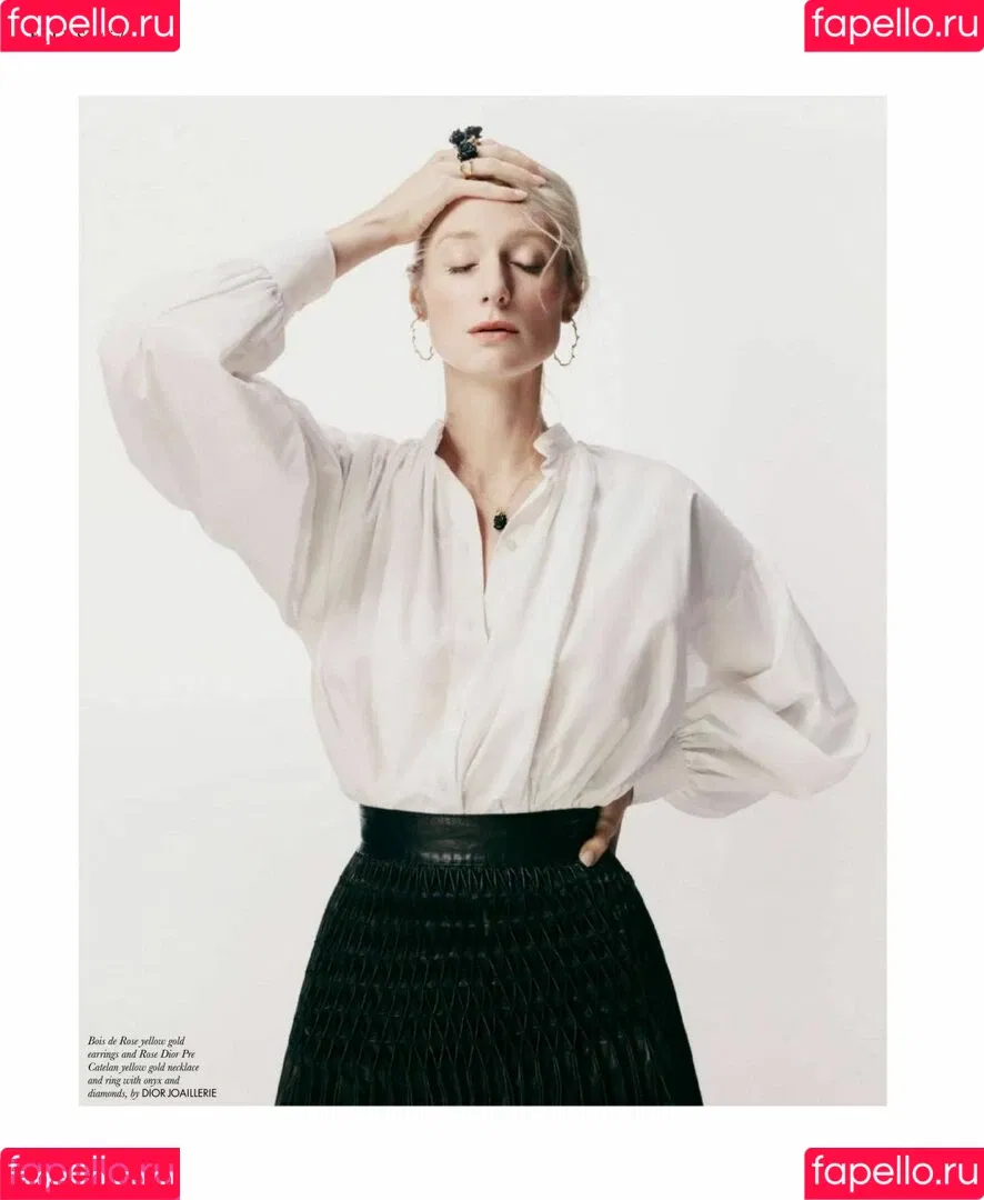 Elizabeth Debicki Onlyfans Photo Gallery 