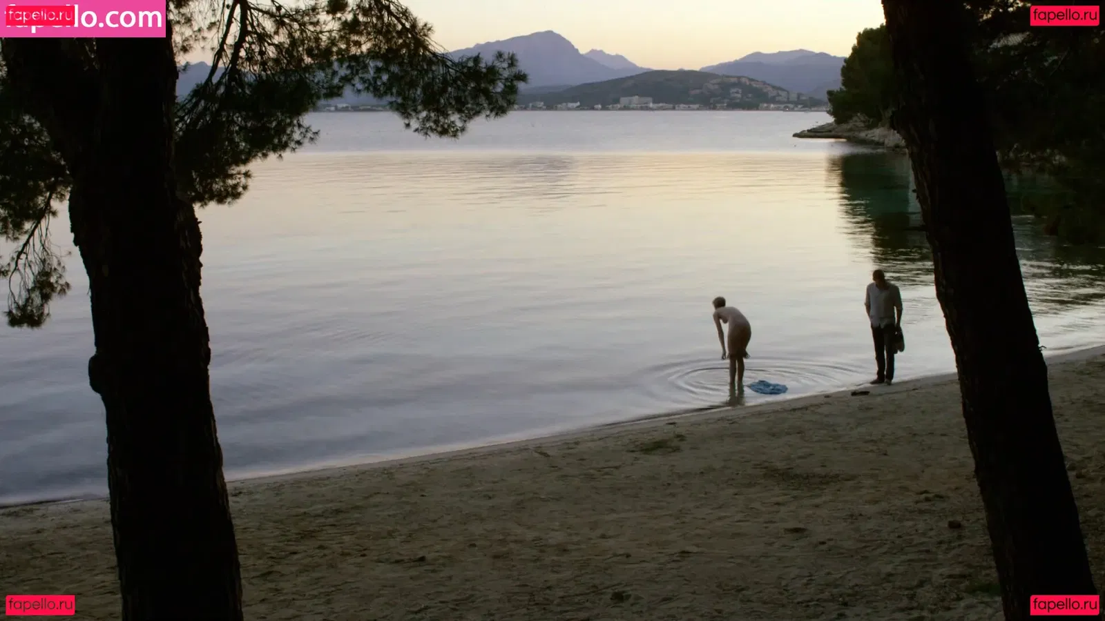 Elizabeth Debicki Onlyfans Photo Gallery 